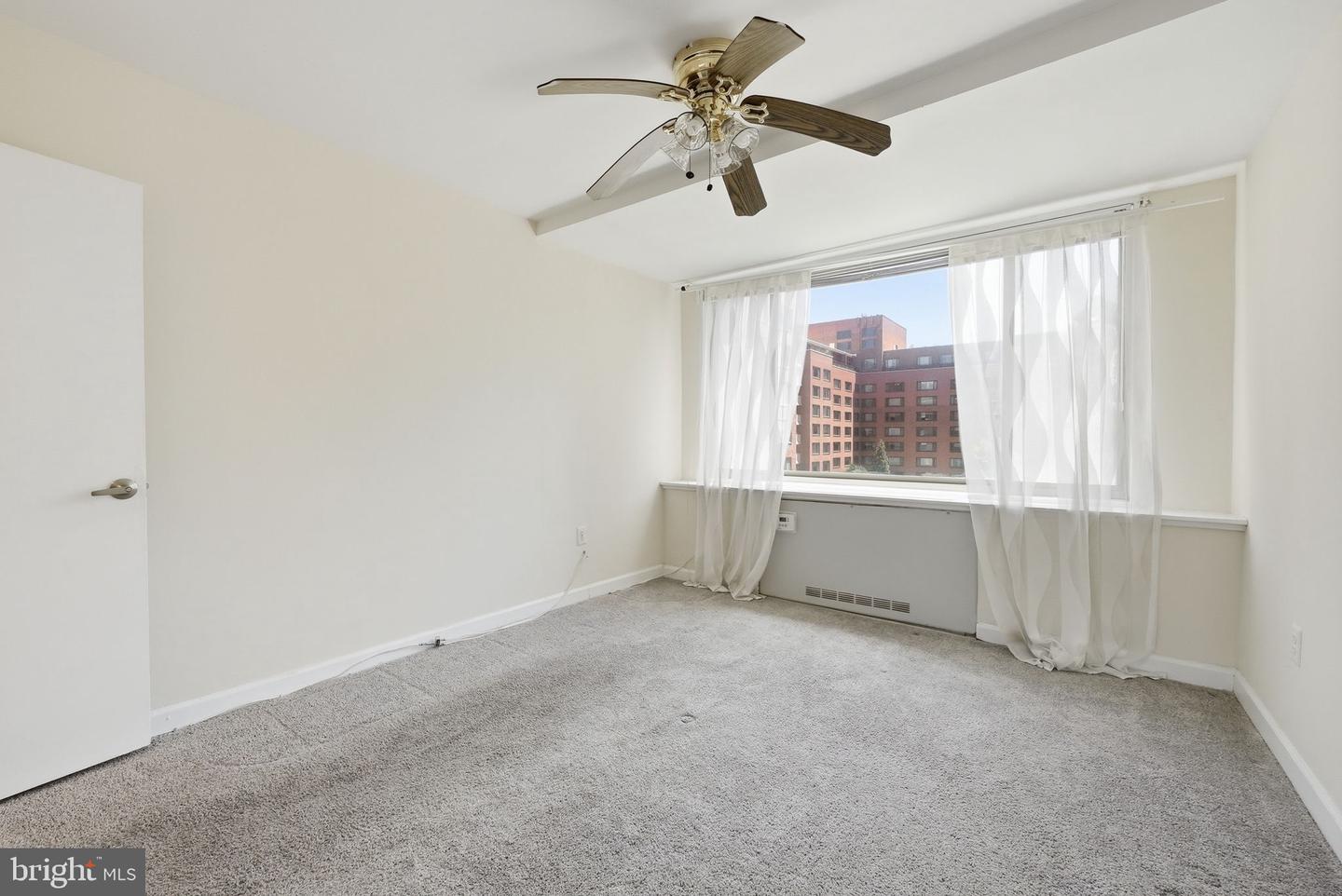 1111 Arlington Blvd #604 Property Photo 16