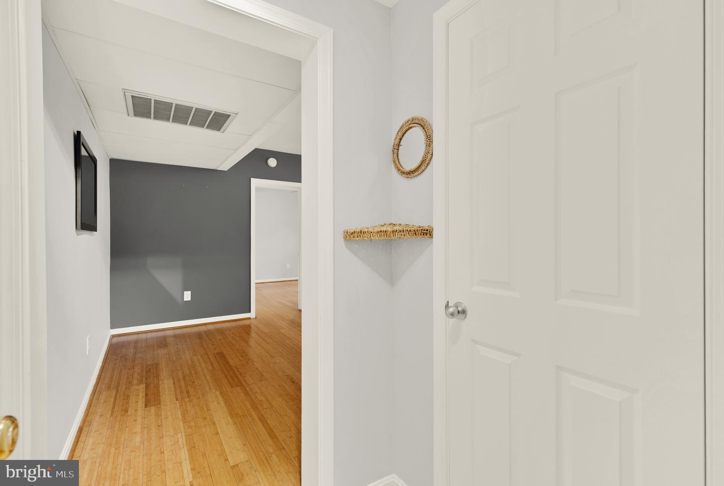 1810 Key Blvd #9469 Property Photo 4