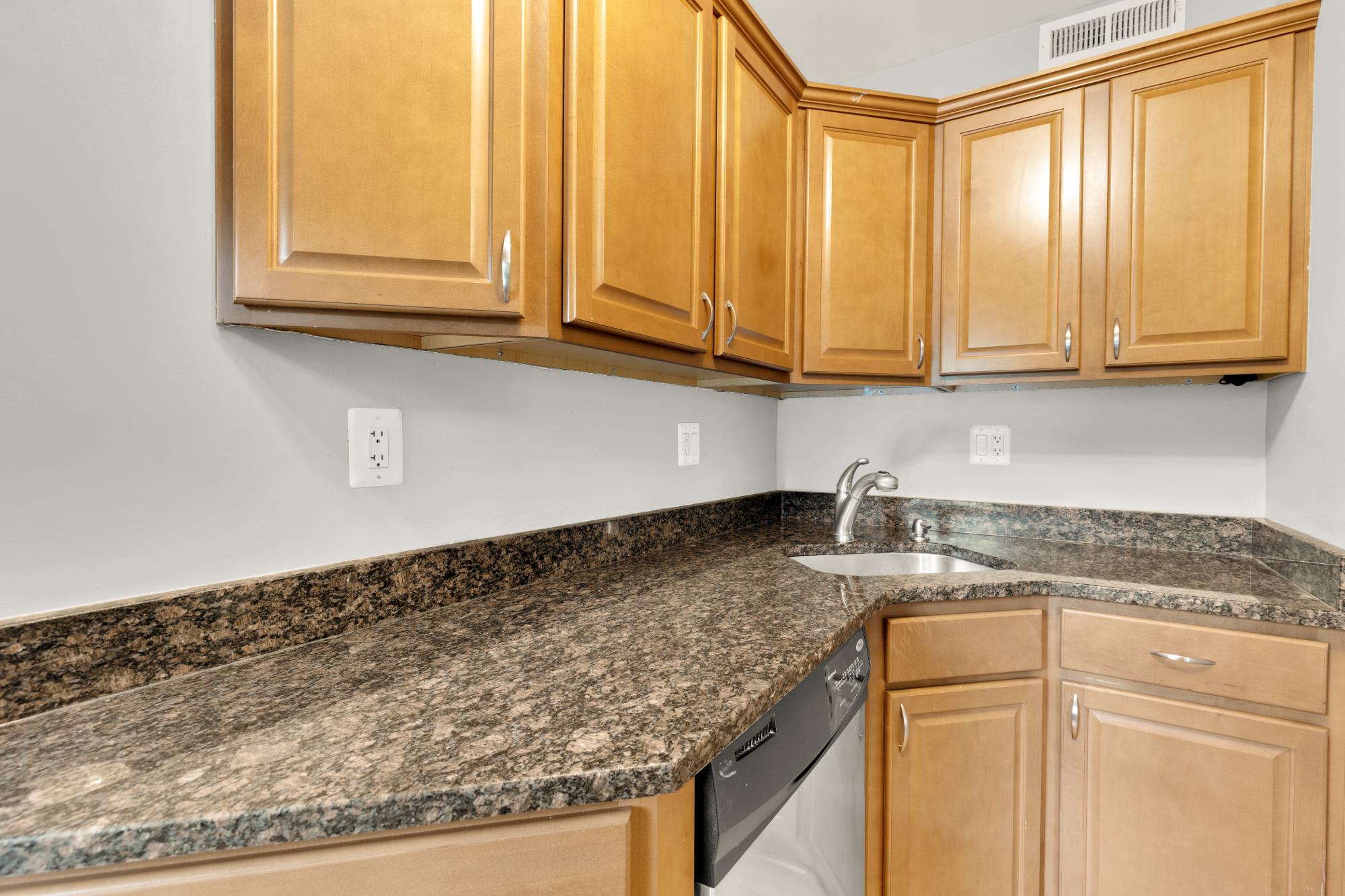 1810 Key Blvd #9469 Property Photo 9