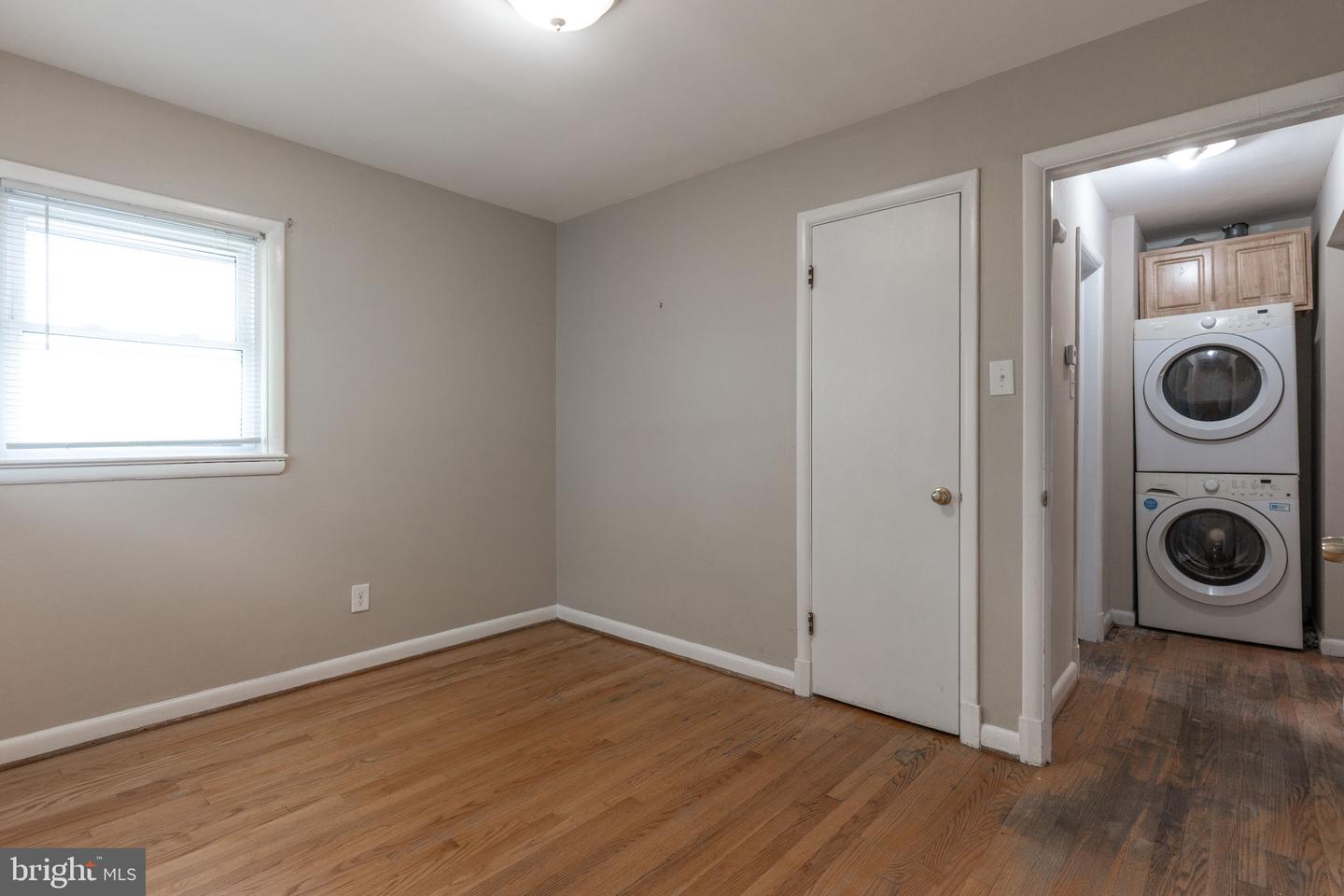 4141 21st Rd N #a Property Photo 6