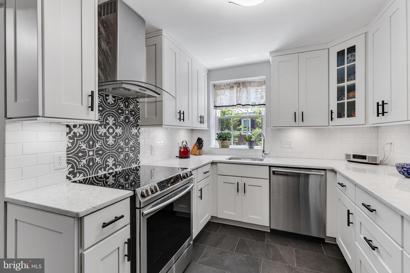 2877 S Buchanan St #a2 Property Photo 1