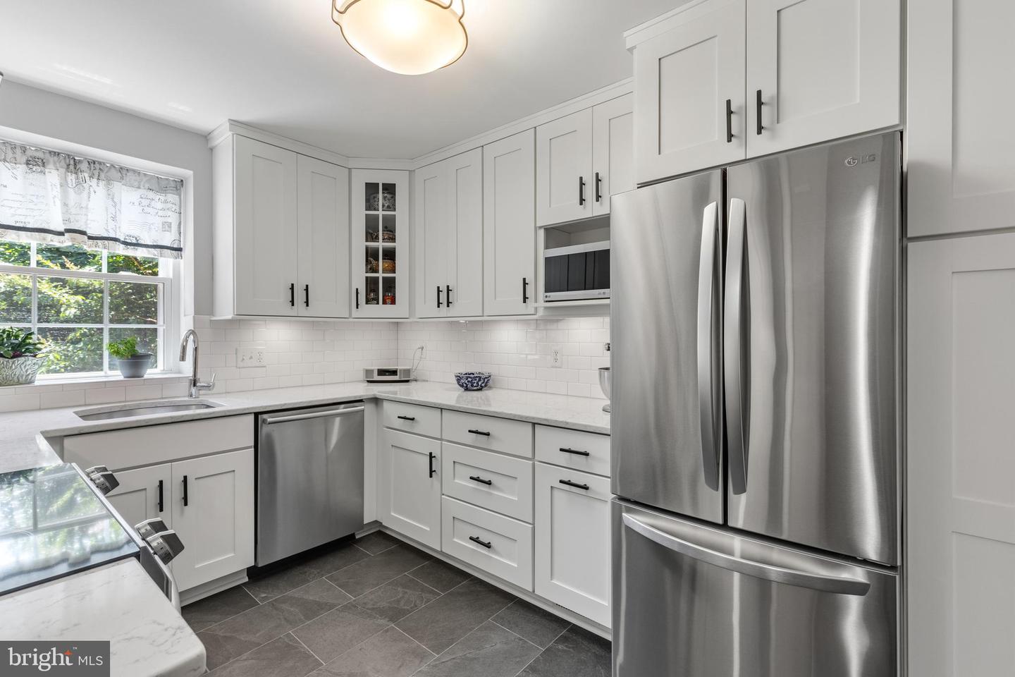 2877 S Buchanan St #a2 Property Photo 12