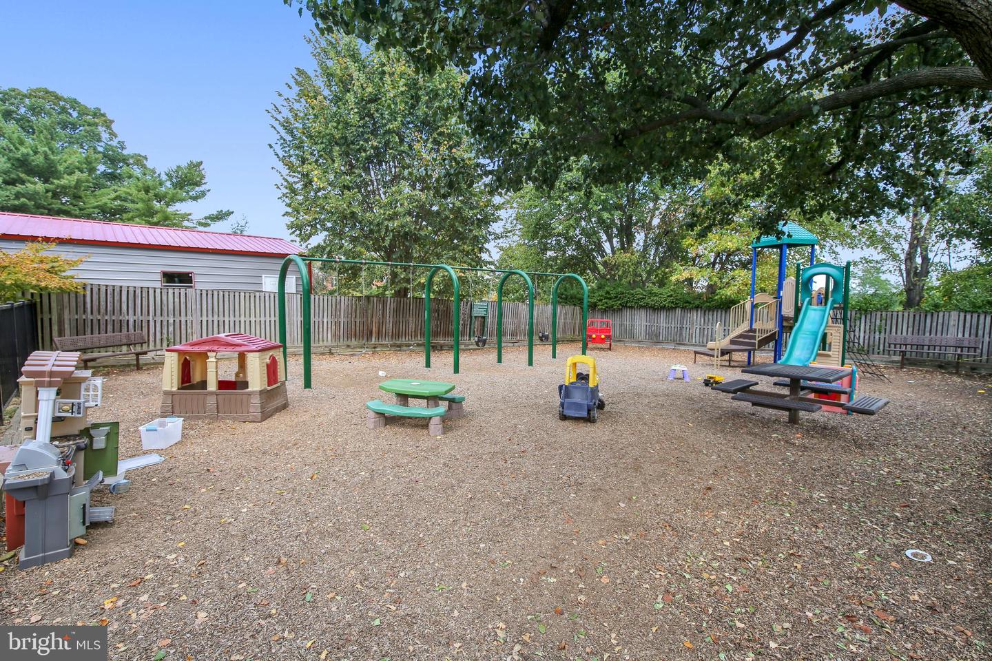 2877 S Buchanan St #a2 Property Photo 43