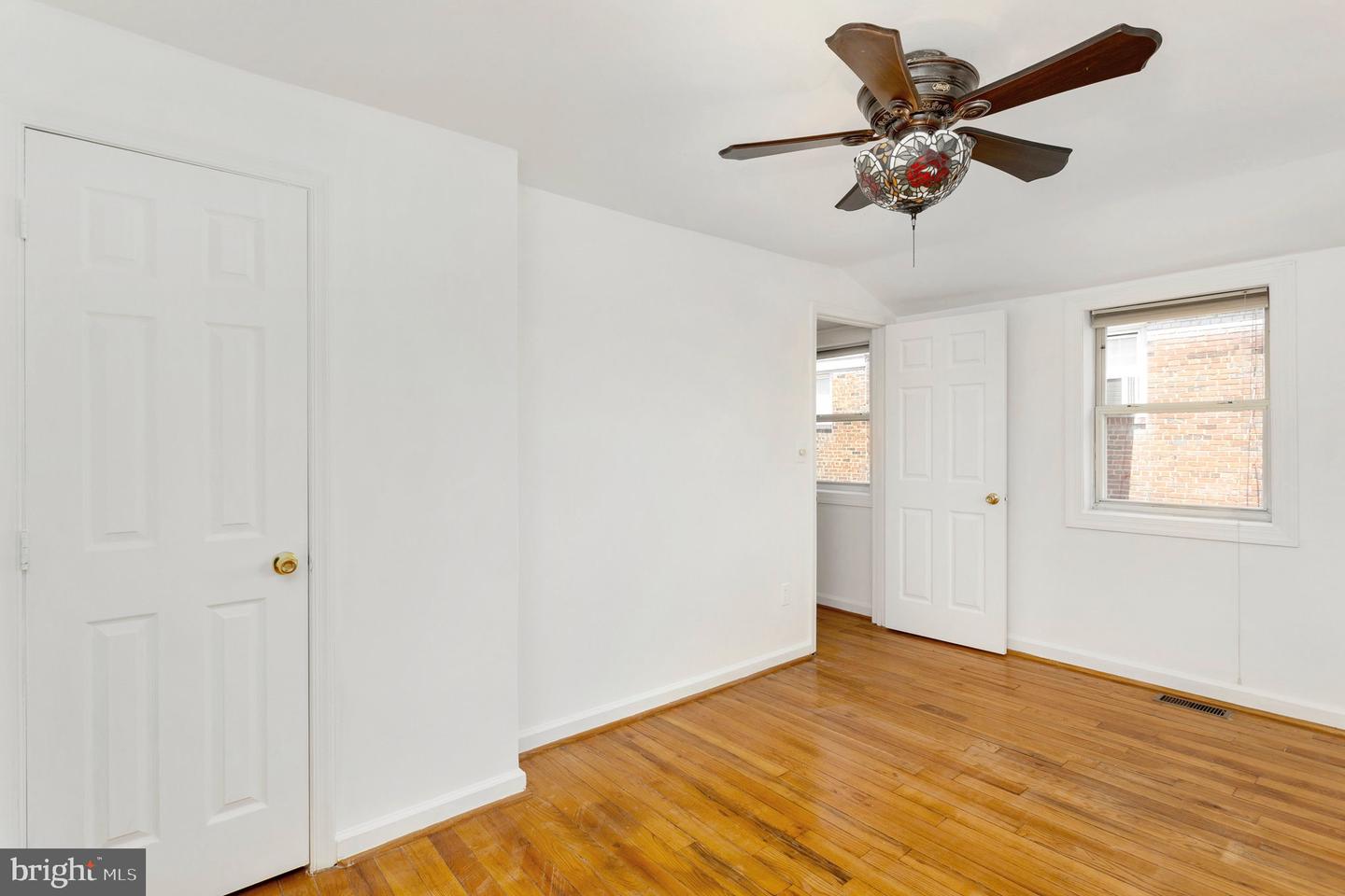 2446 S Nelson St Property Photo 12