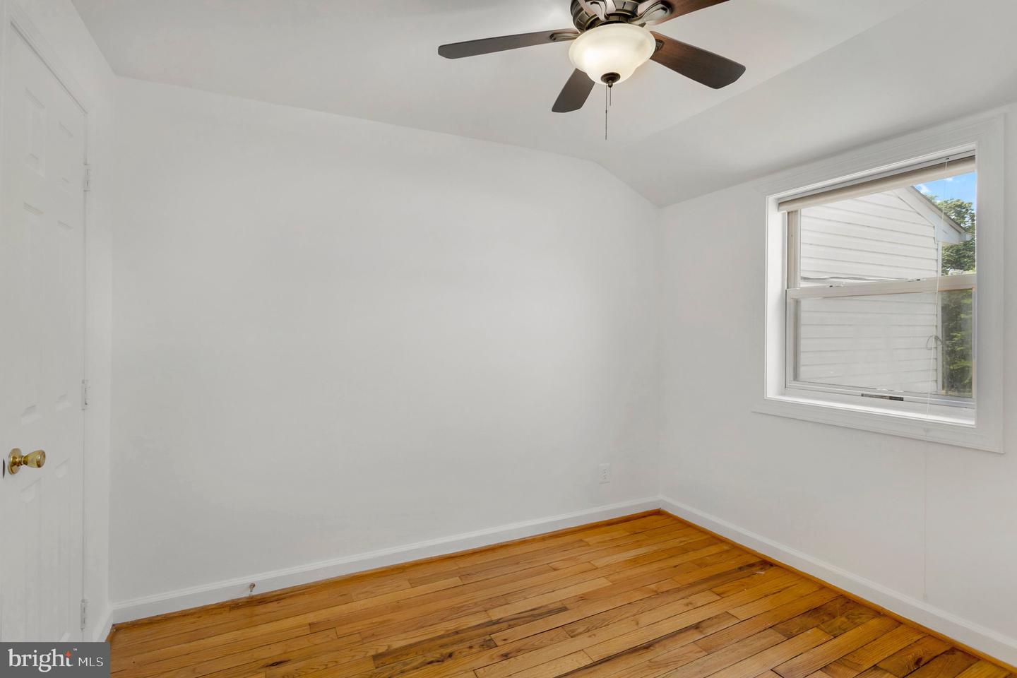 2446 S Nelson St Property Photo 16