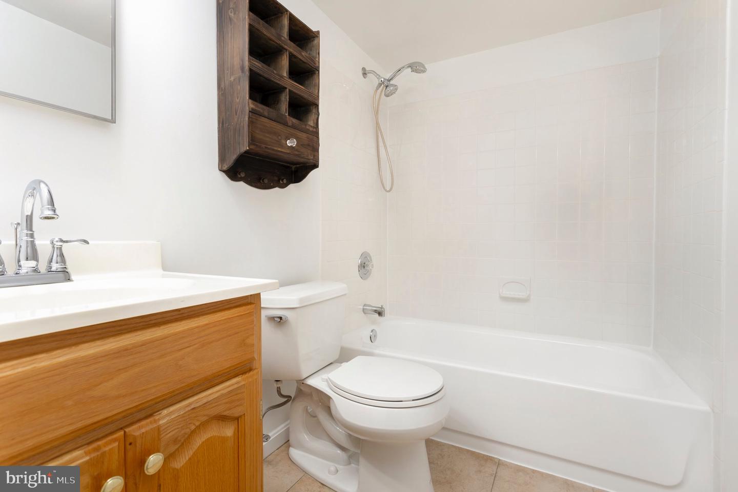 2446 S Nelson St Property Photo 20