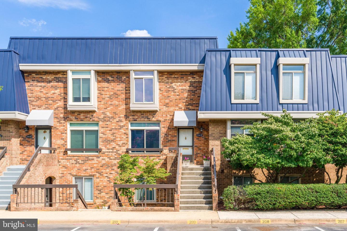 1763 S Hayes St #2 Property Photo 1