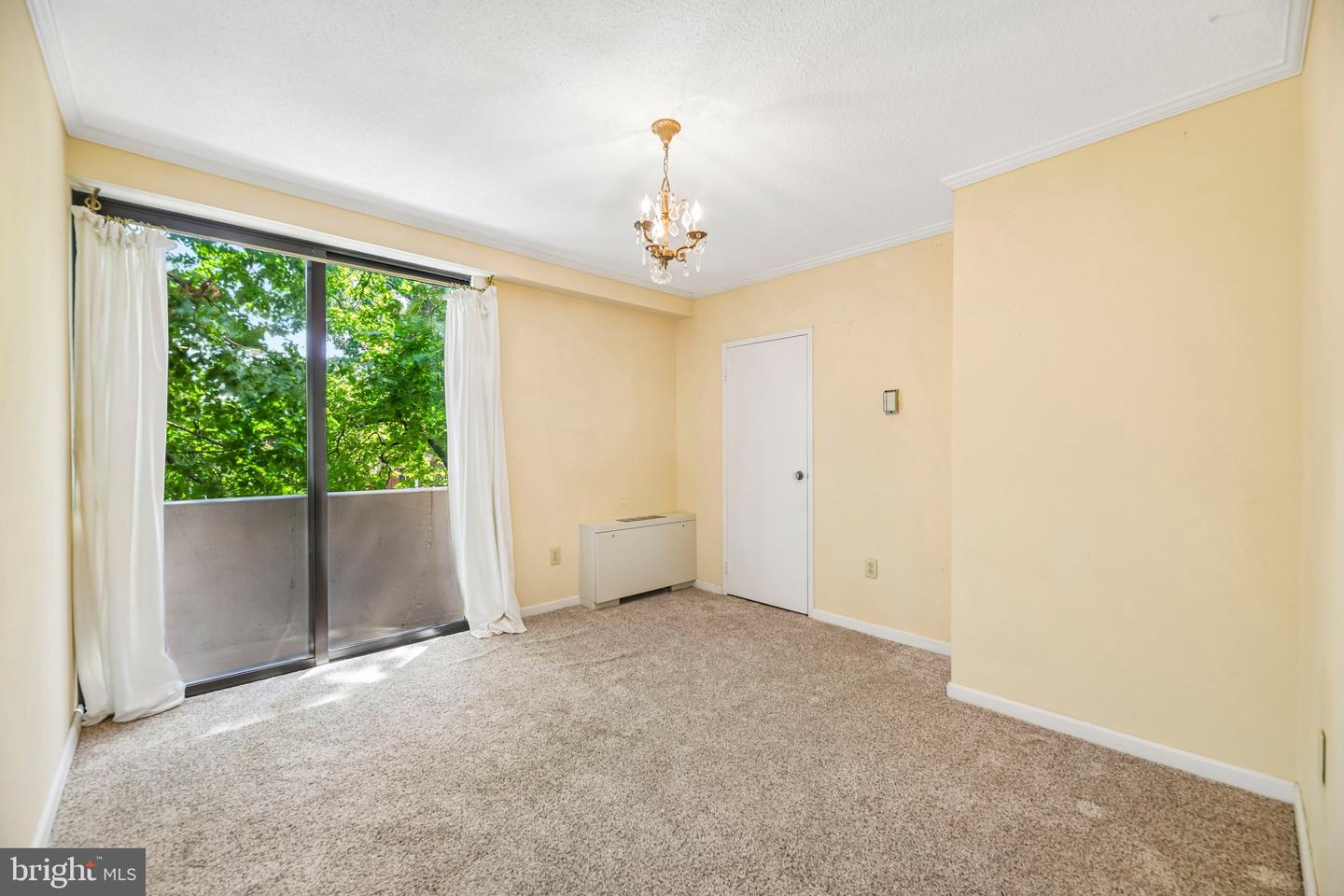 4141 N Henderson Rd N #105 Property Photo 11