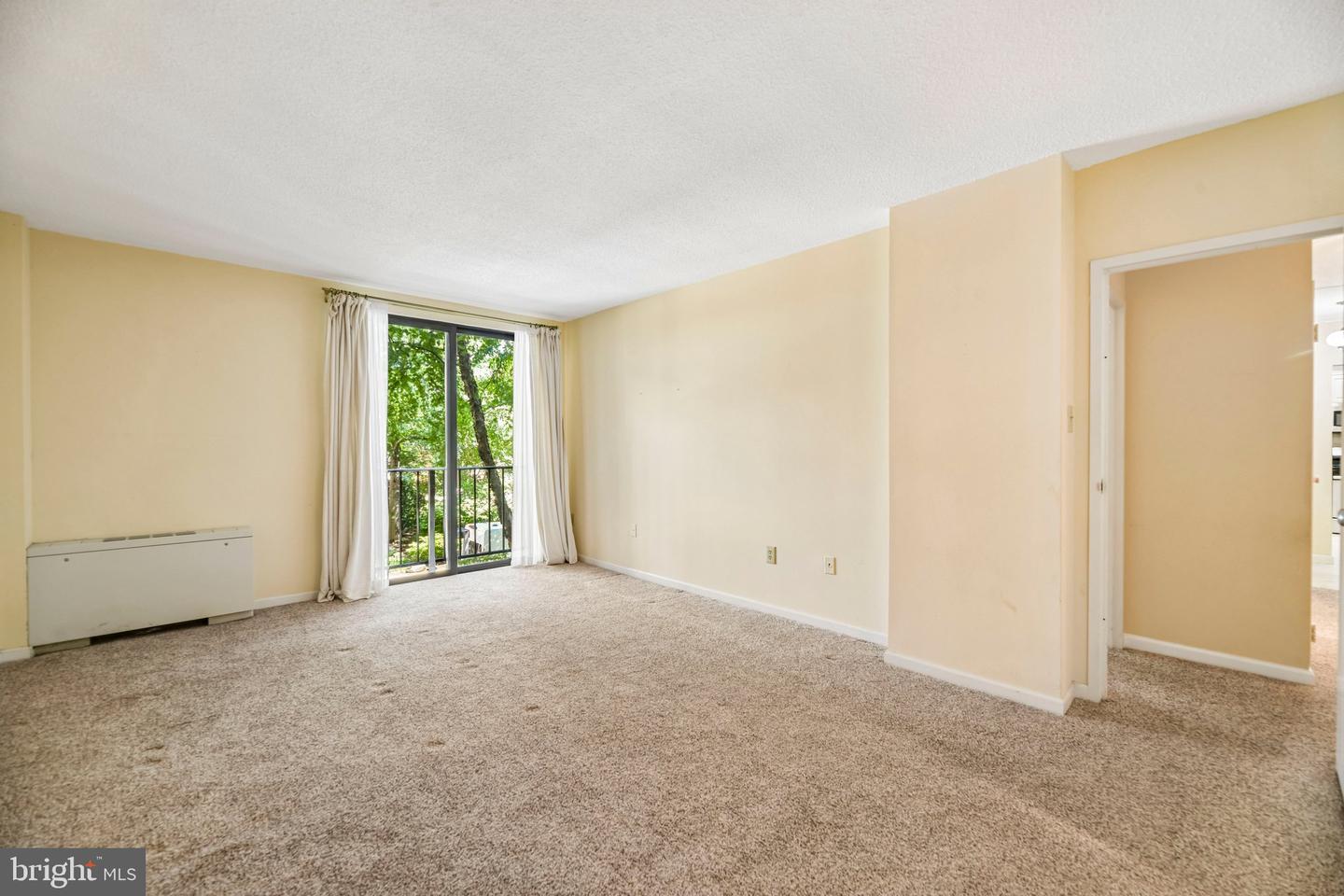 4141 N Henderson Rd N #105 Property Photo 21