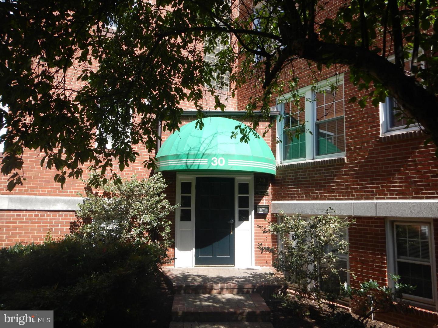 30 Old Glebe Rd #1-e Property Photo 1