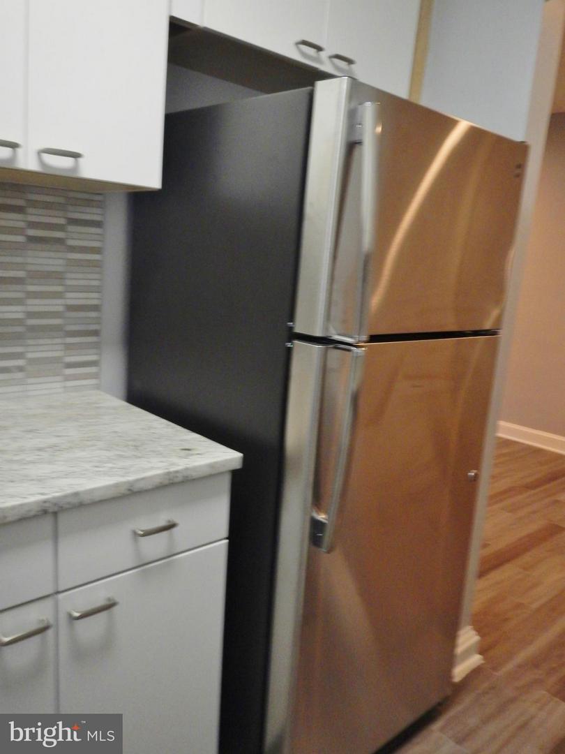 30 Old Glebe Rd #1-e Property Photo 5