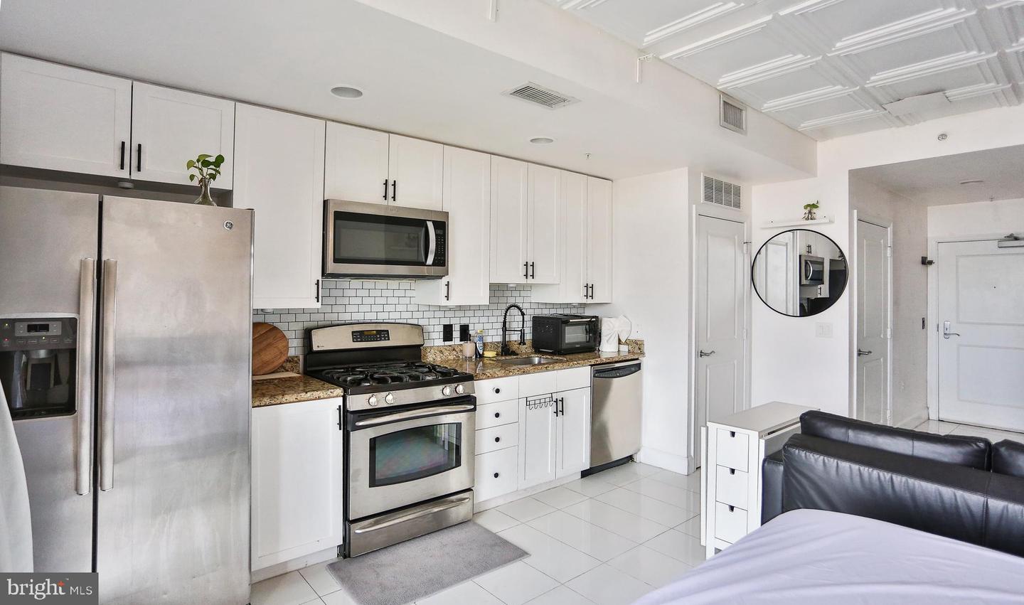 3600 S Glebe Rd #406w Property Photo 3