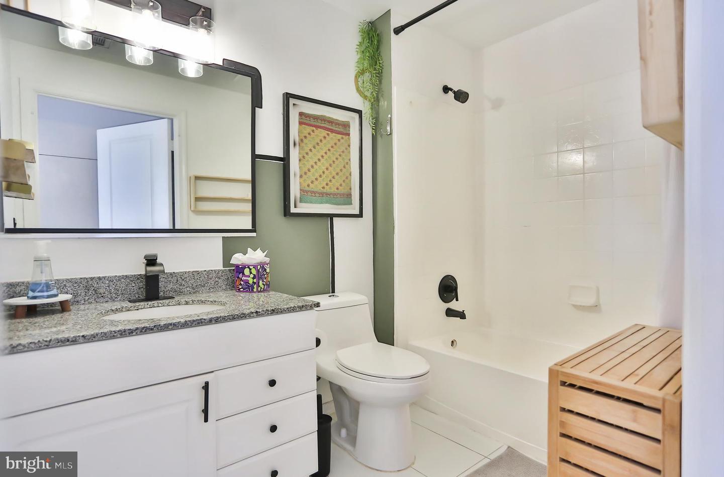 3600 S Glebe Rd #406w Property Photo 6