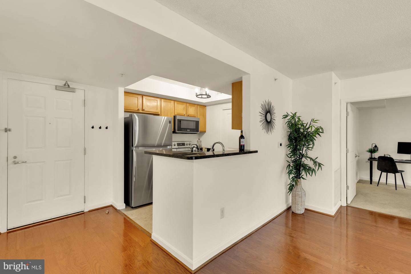 880 N Pollard St #801 Property Photo 14