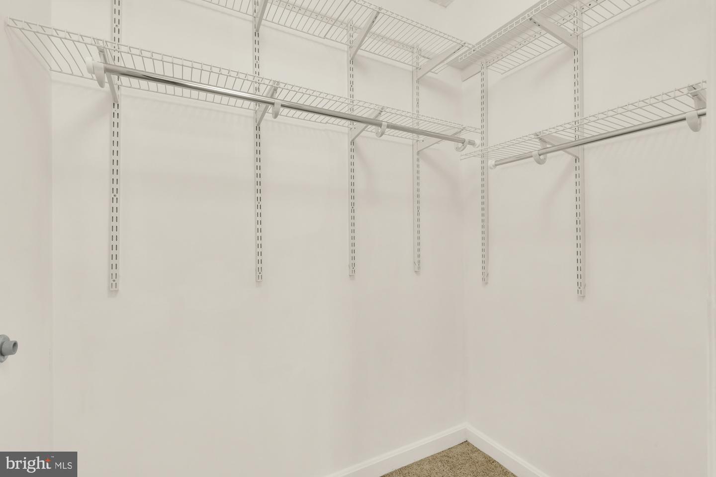 880 N Pollard St #801 Property Photo 23
