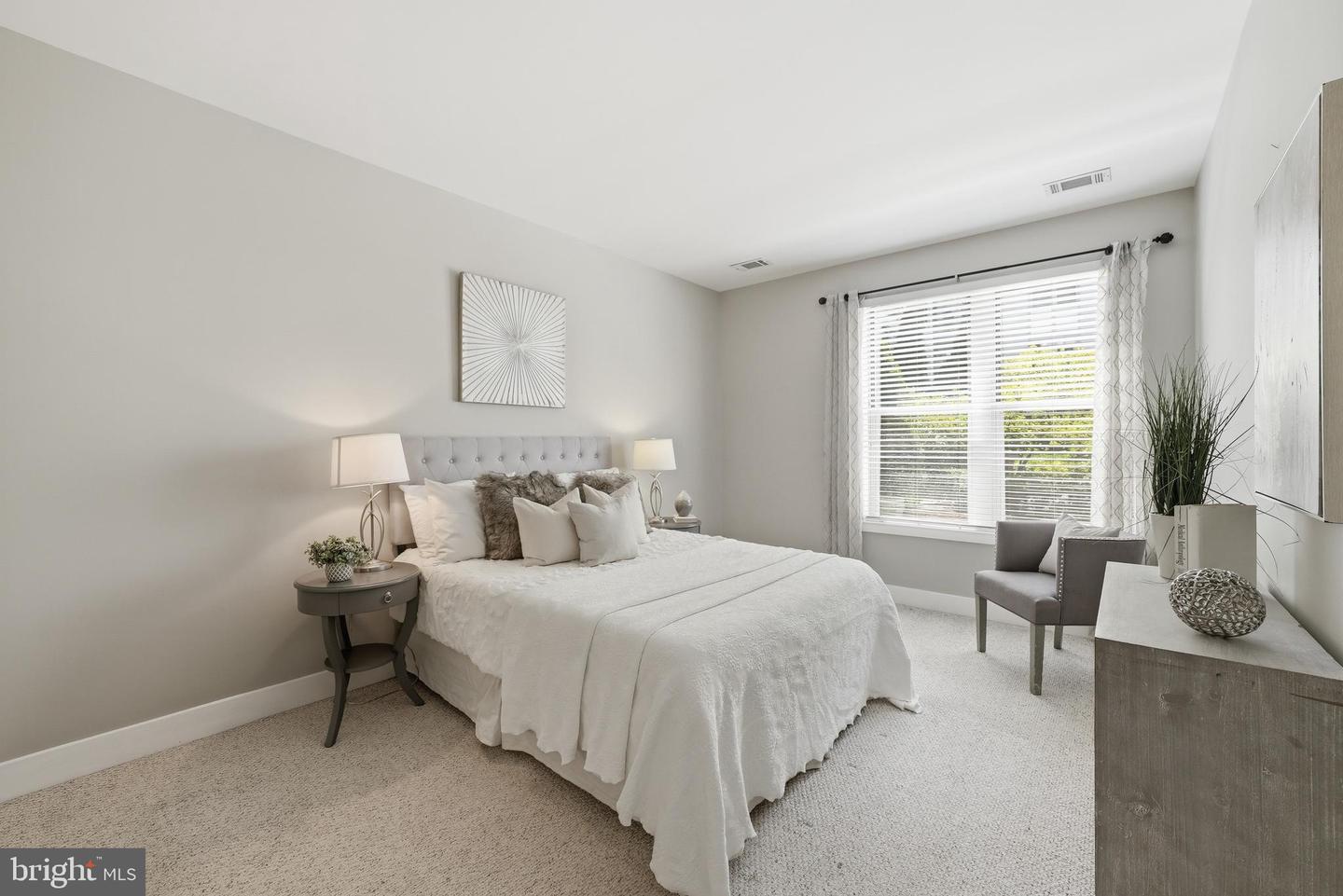 1800 Wilson Blvd #105 Property Photo 8