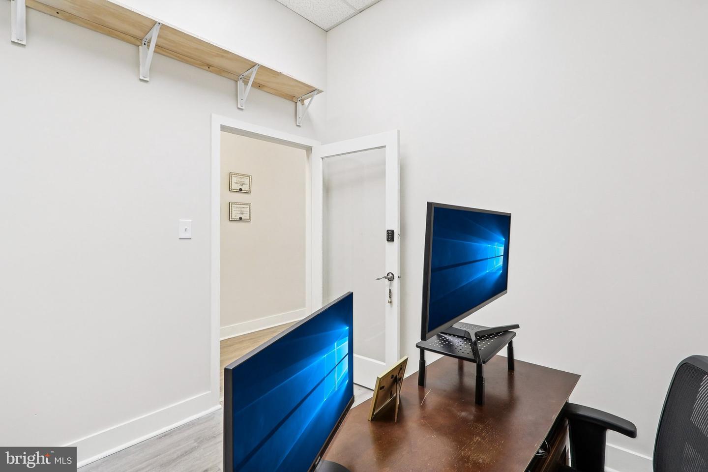 5054 Langston Blvd Property Photo 26