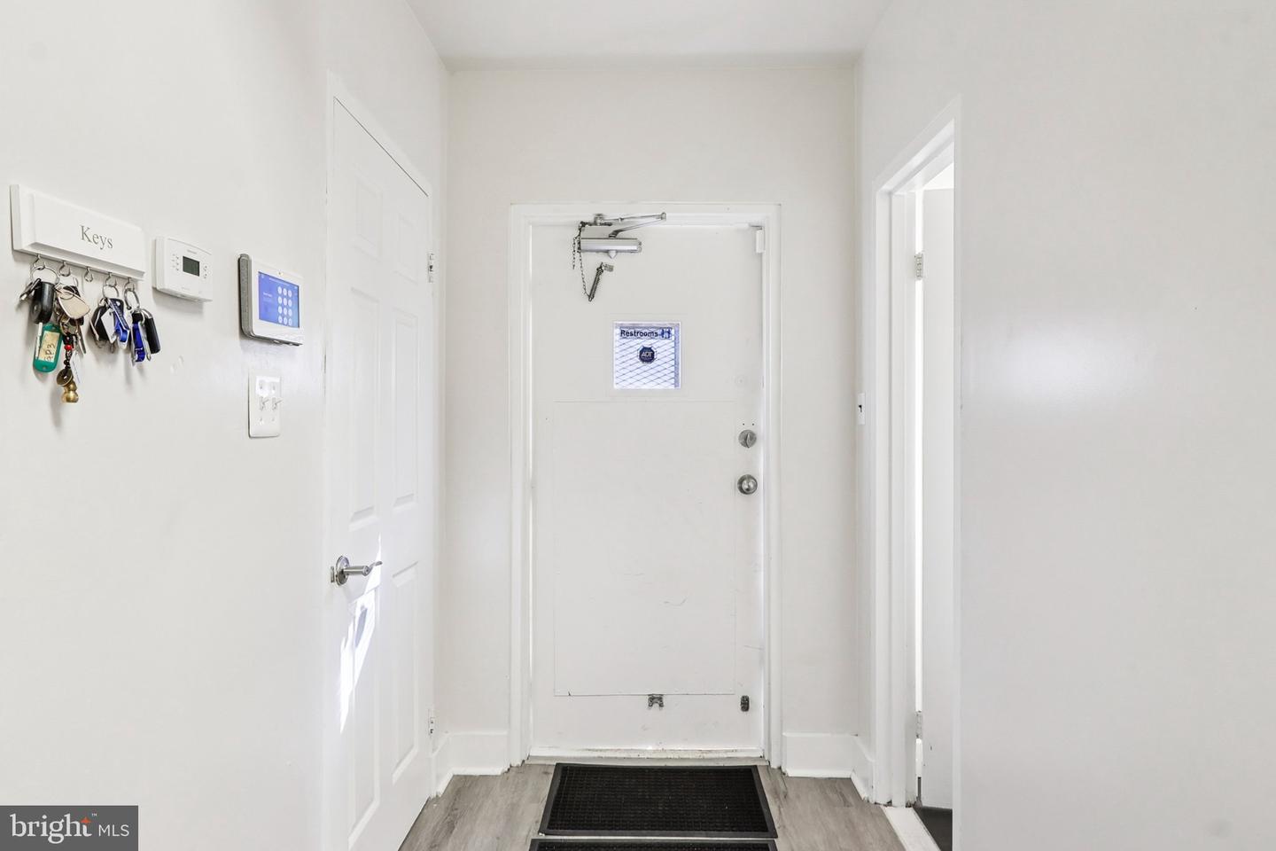5054 Langston Blvd Property Photo 27