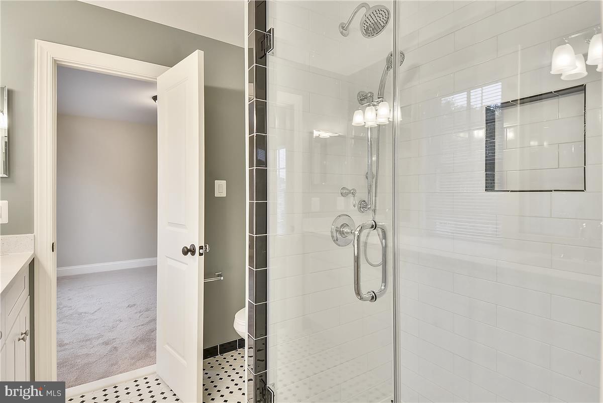 2205 N Edison St N Property Photo 22