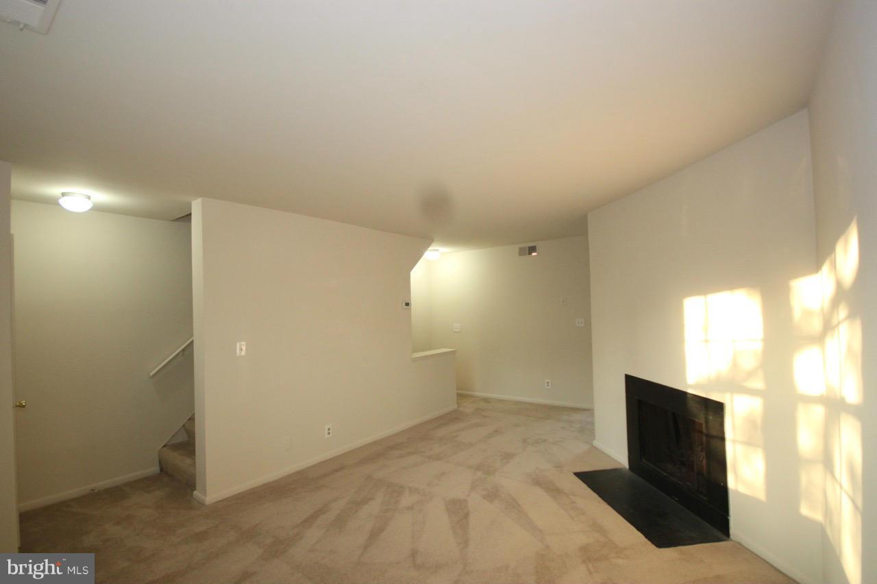 2832 Wakefield St S #c Property Photo 8