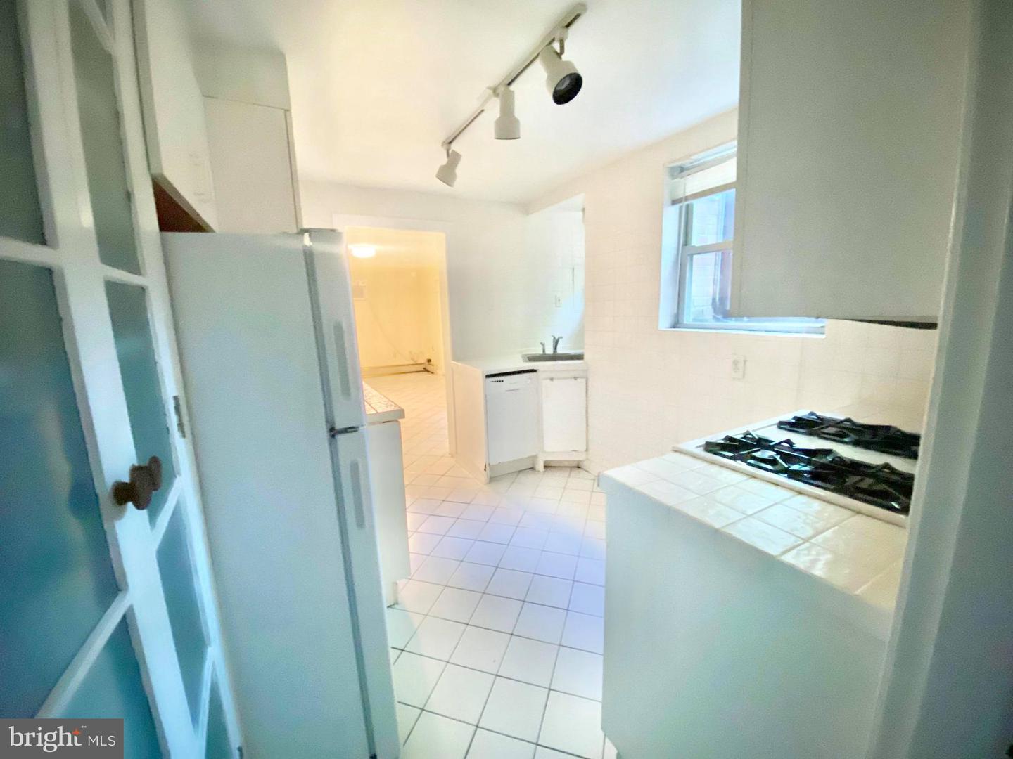 1200 S Cleveland St Property Photo 16
