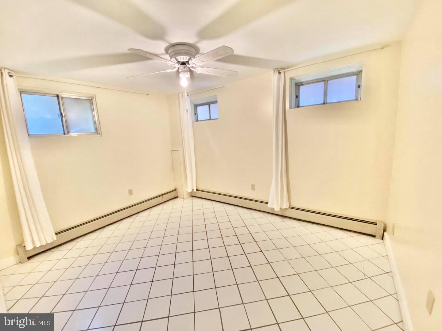 1200 S Cleveland St Property Photo 19
