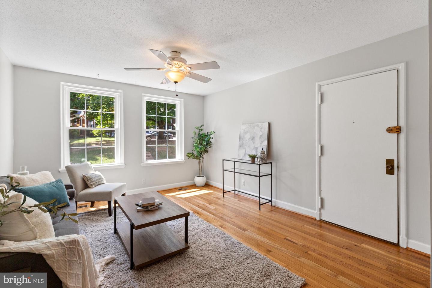 2941 S Columbus St #a2 Property Photo 3
