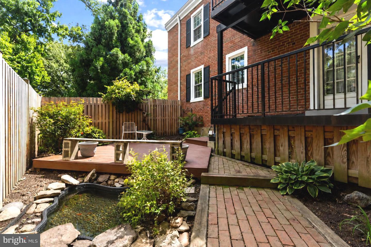 2941 S Columbus St #a2 Property Photo 12