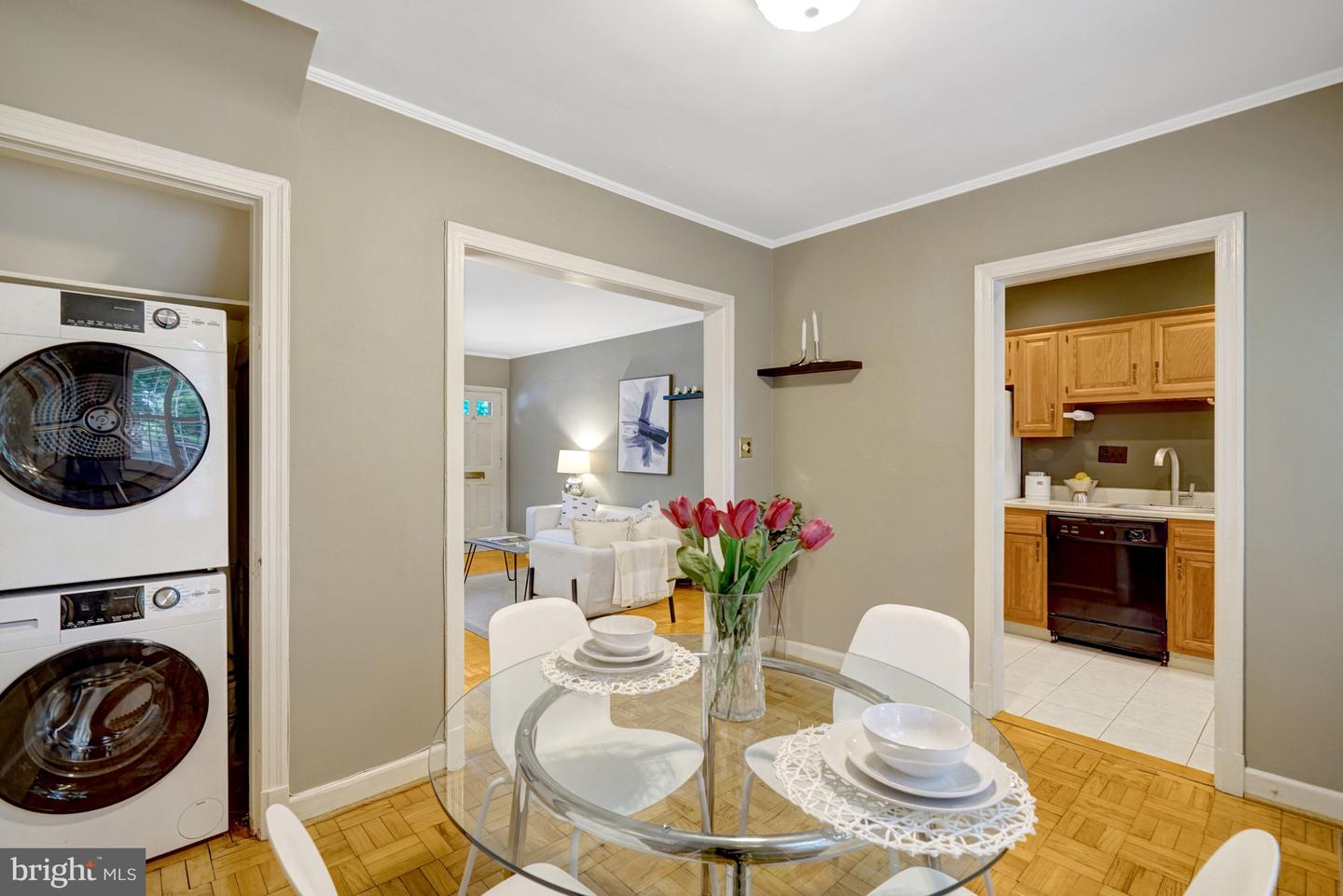 1030 S Barton St #273 Property Photo 11
