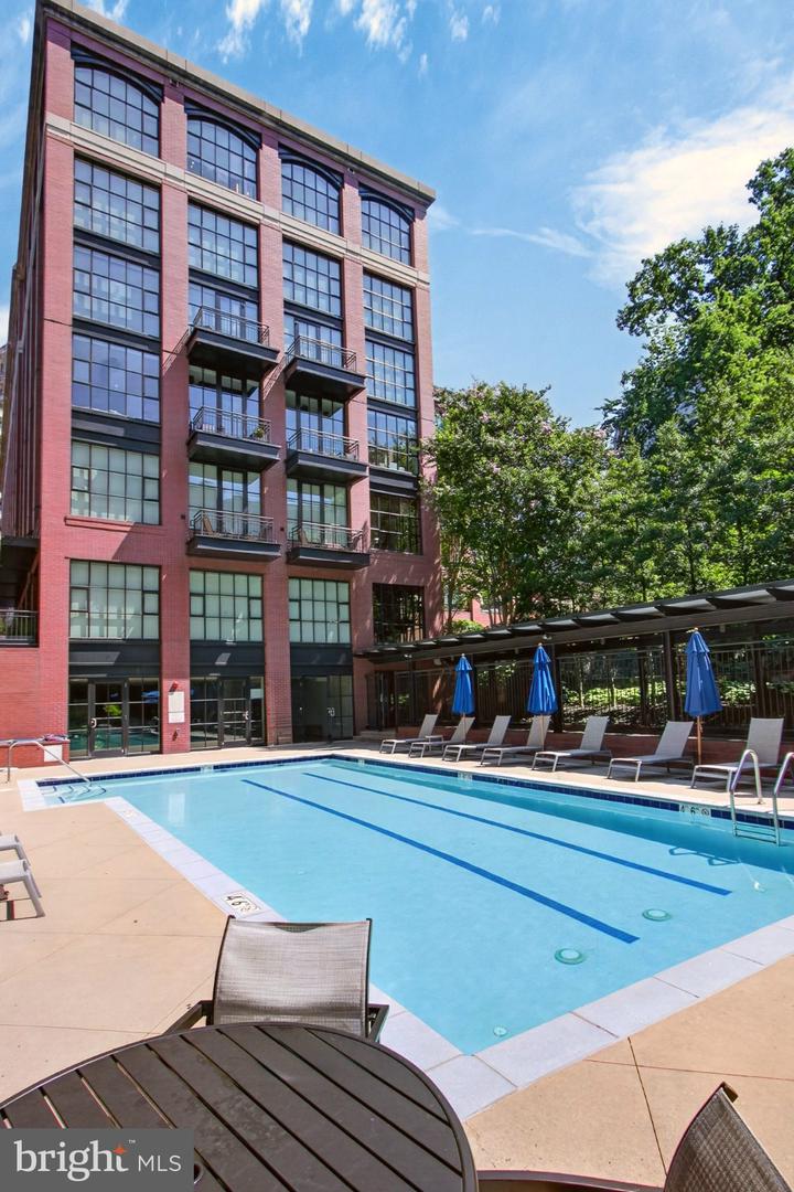 1600 Clarendon Blvd #w107 Property Photo 44