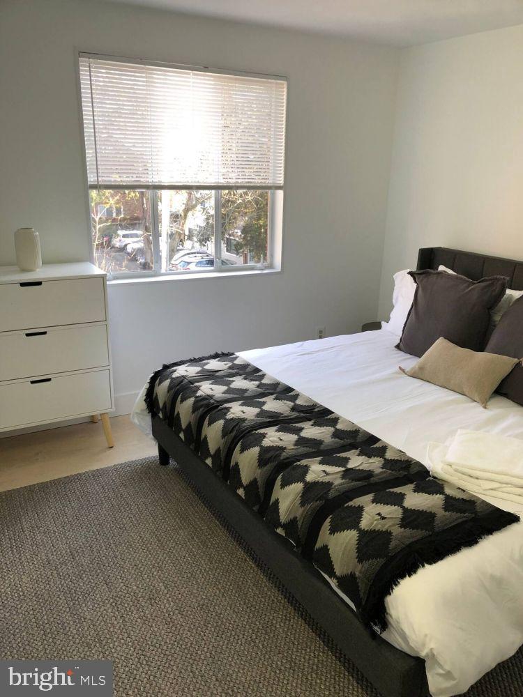 4206 Washington Blvd #2 Property Photo 9