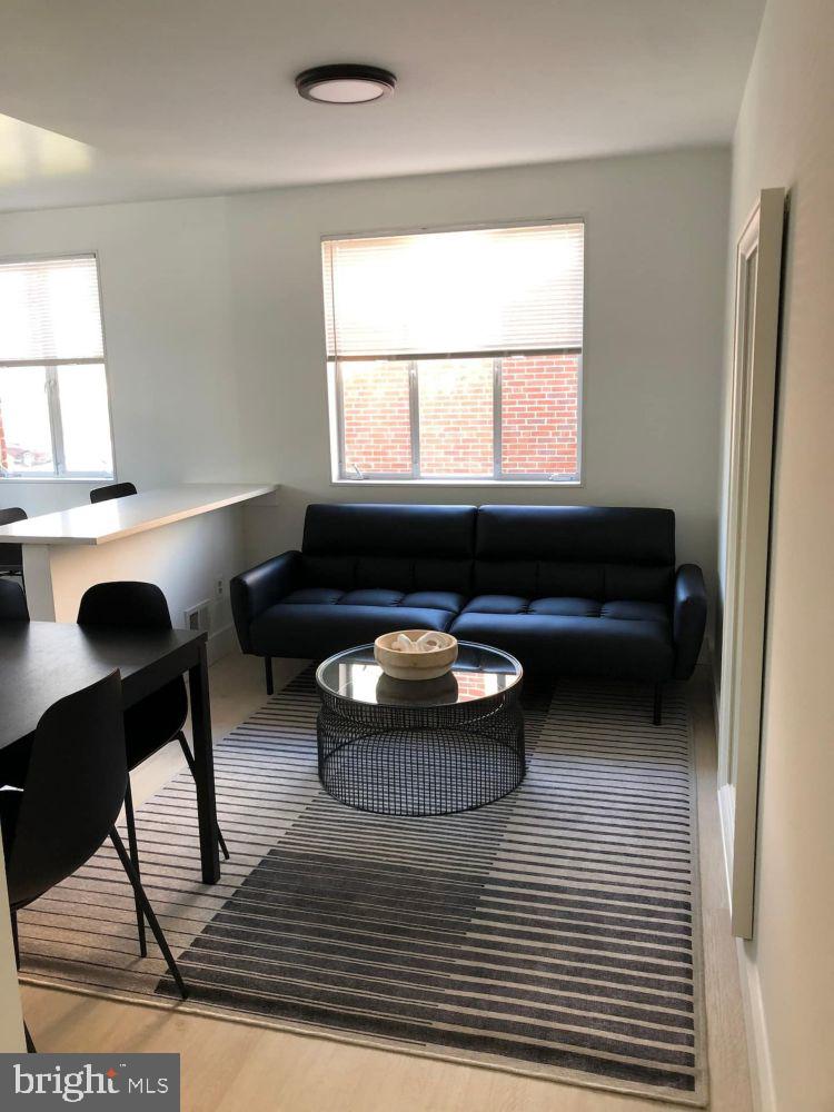 4206 Washington Blvd #2 Property Photo 17