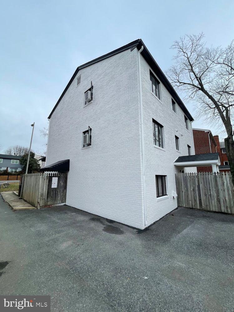 4206 Washington Blvd #2 Property Photo 18