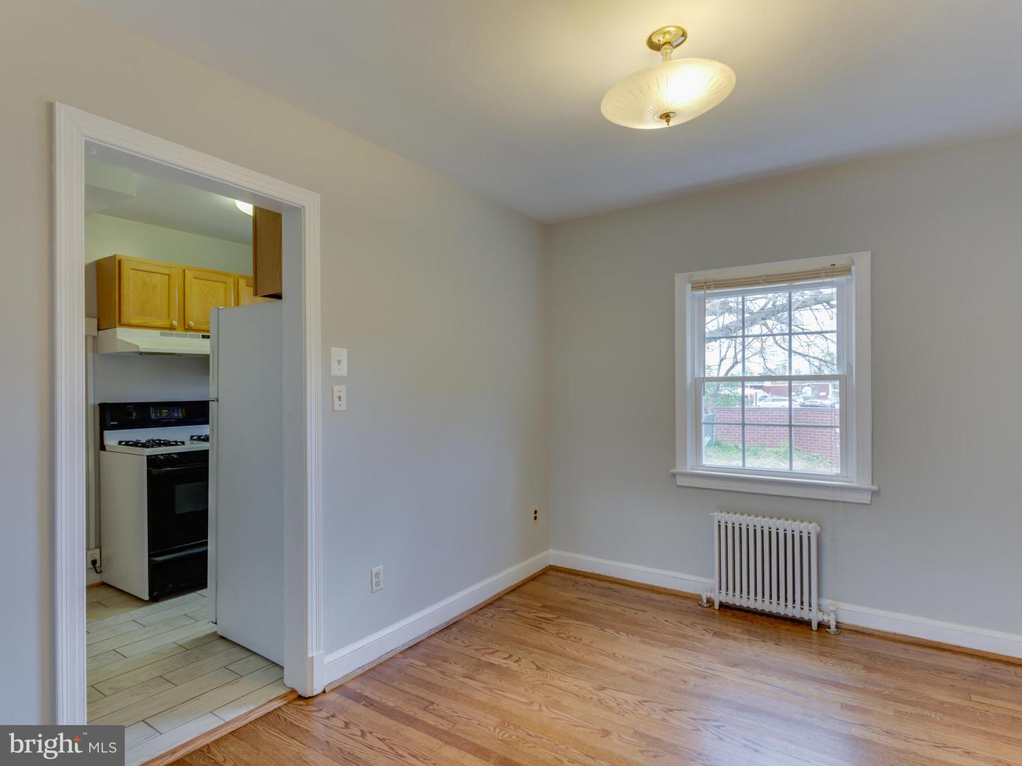 1045 N Monroe St Property Photo 11
