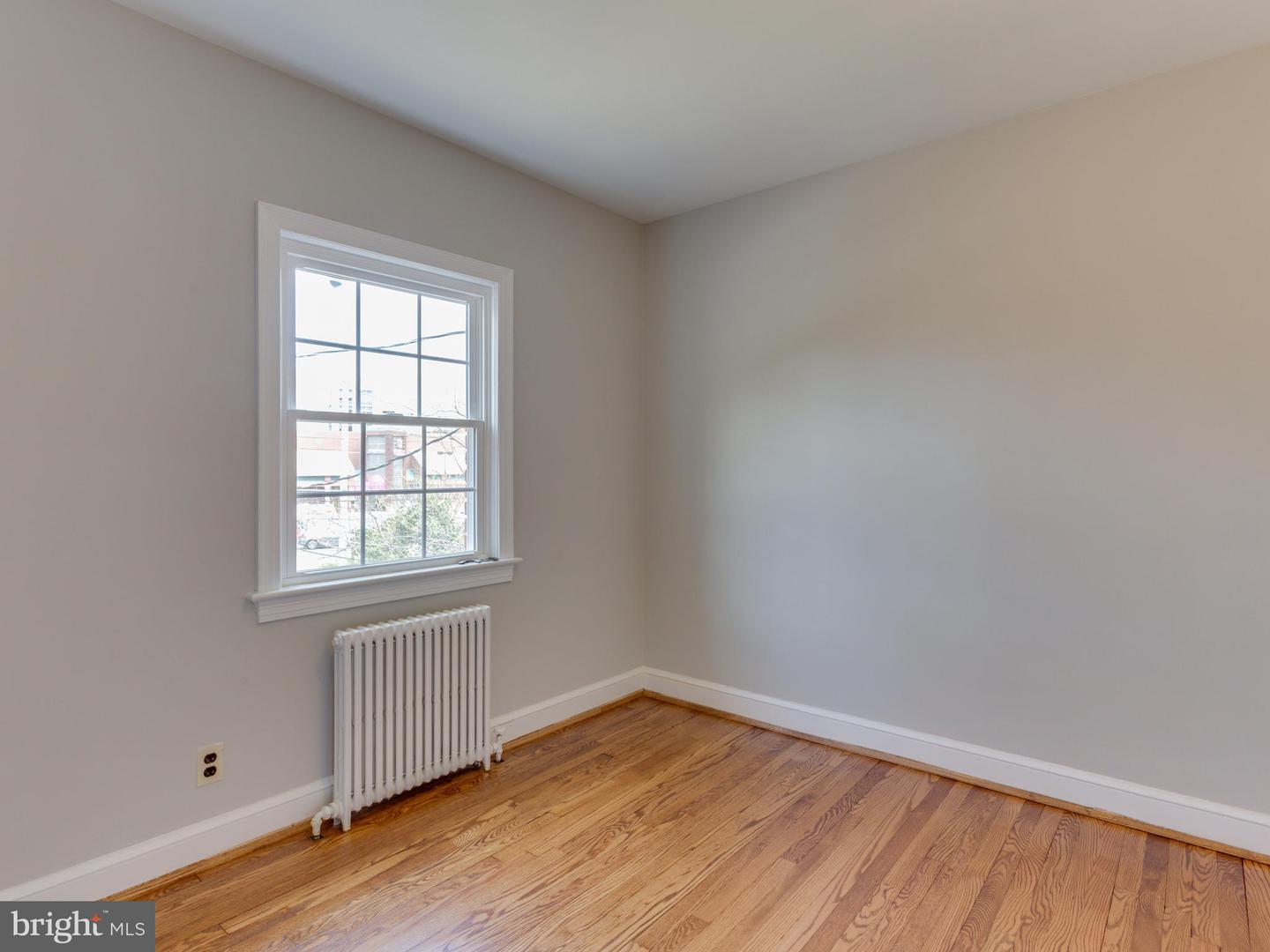1045 N Monroe St Property Photo 23