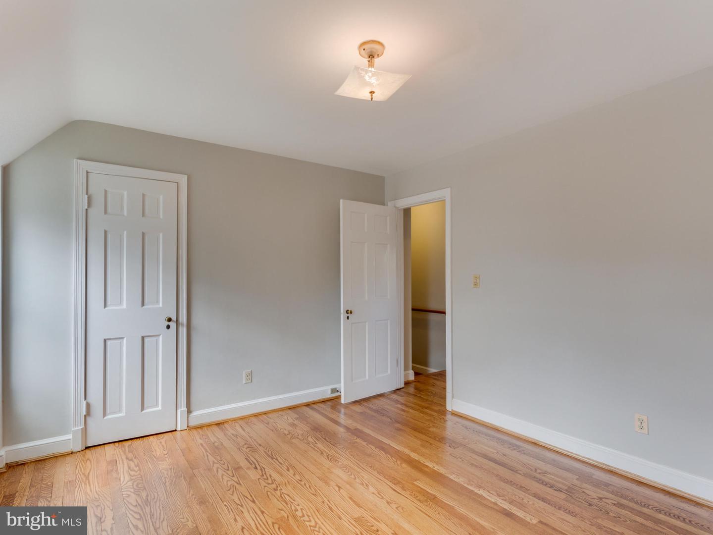 1045 N Monroe St Property Photo 29