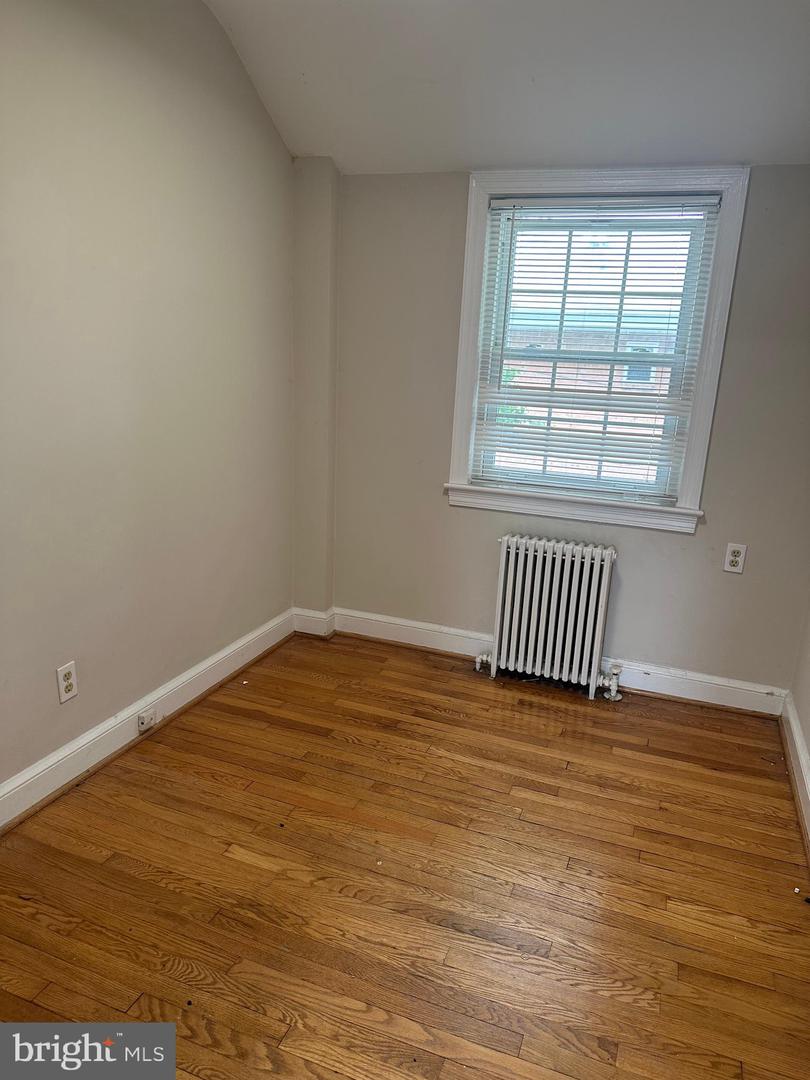 622 N Oakland St Property Photo 20