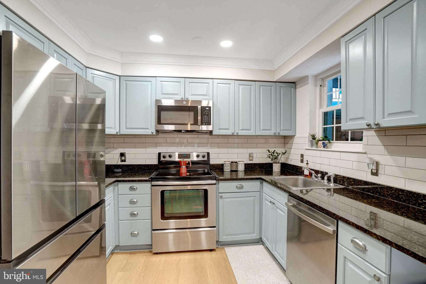 2637 S Walter Reed Dr #a Property Photo 19
