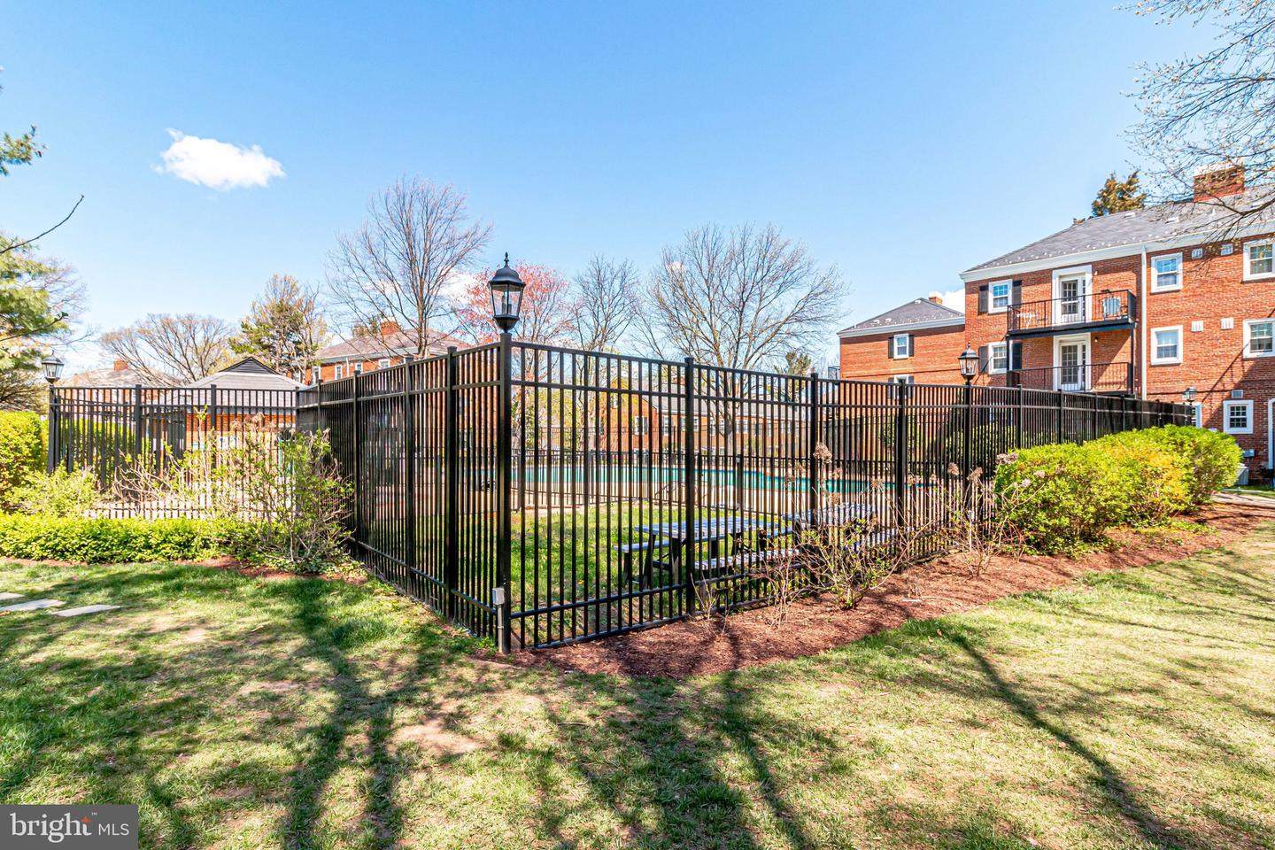 2637 S Walter Reed Dr #a Property Photo 40