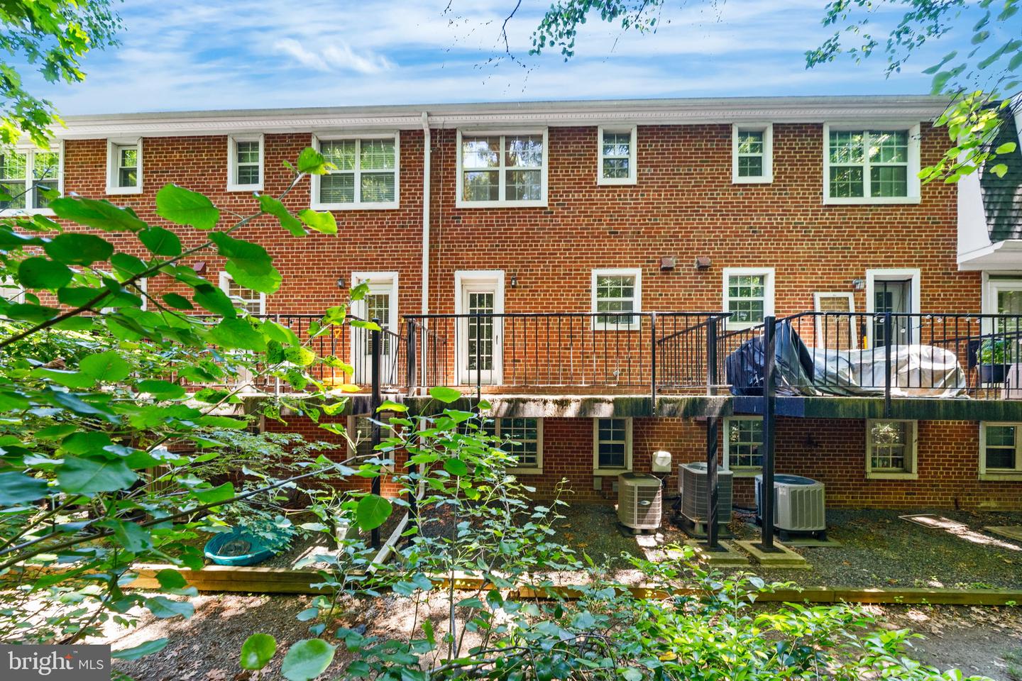 2850-c S Wakefield St #c Property Photo 19