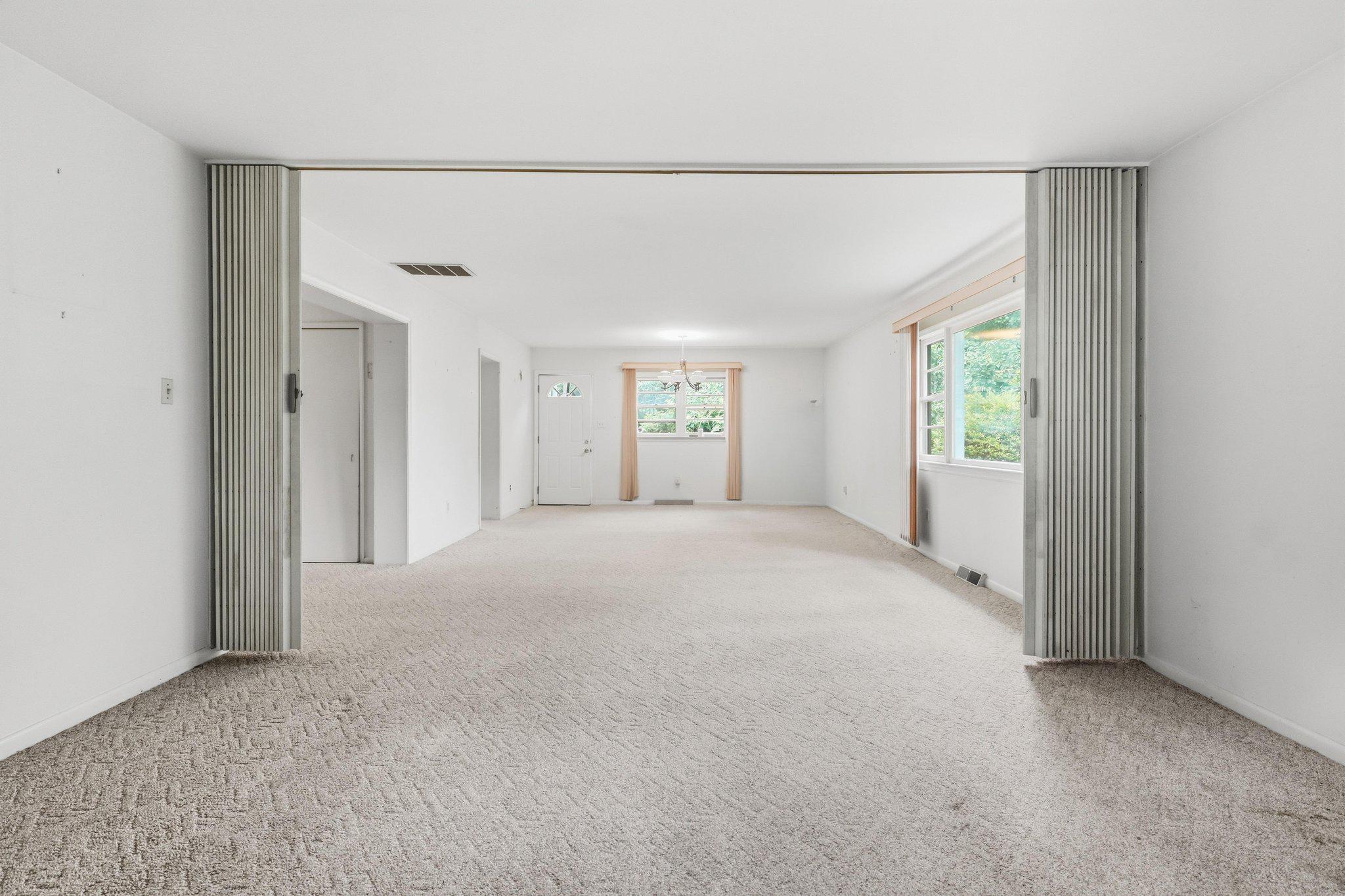 3707 John Marshall Dr Property Photo 13