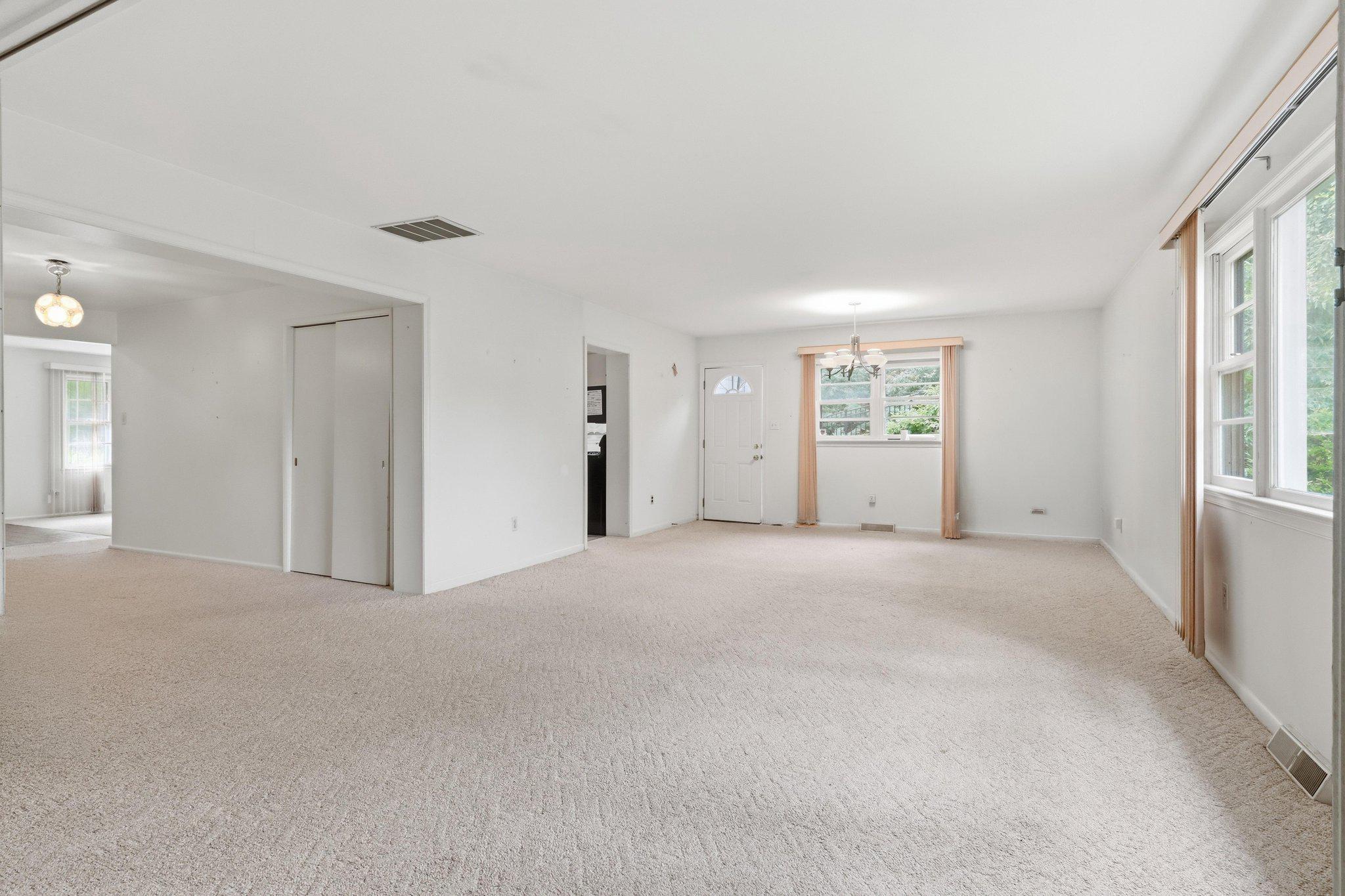 3707 John Marshall Dr Property Photo 14