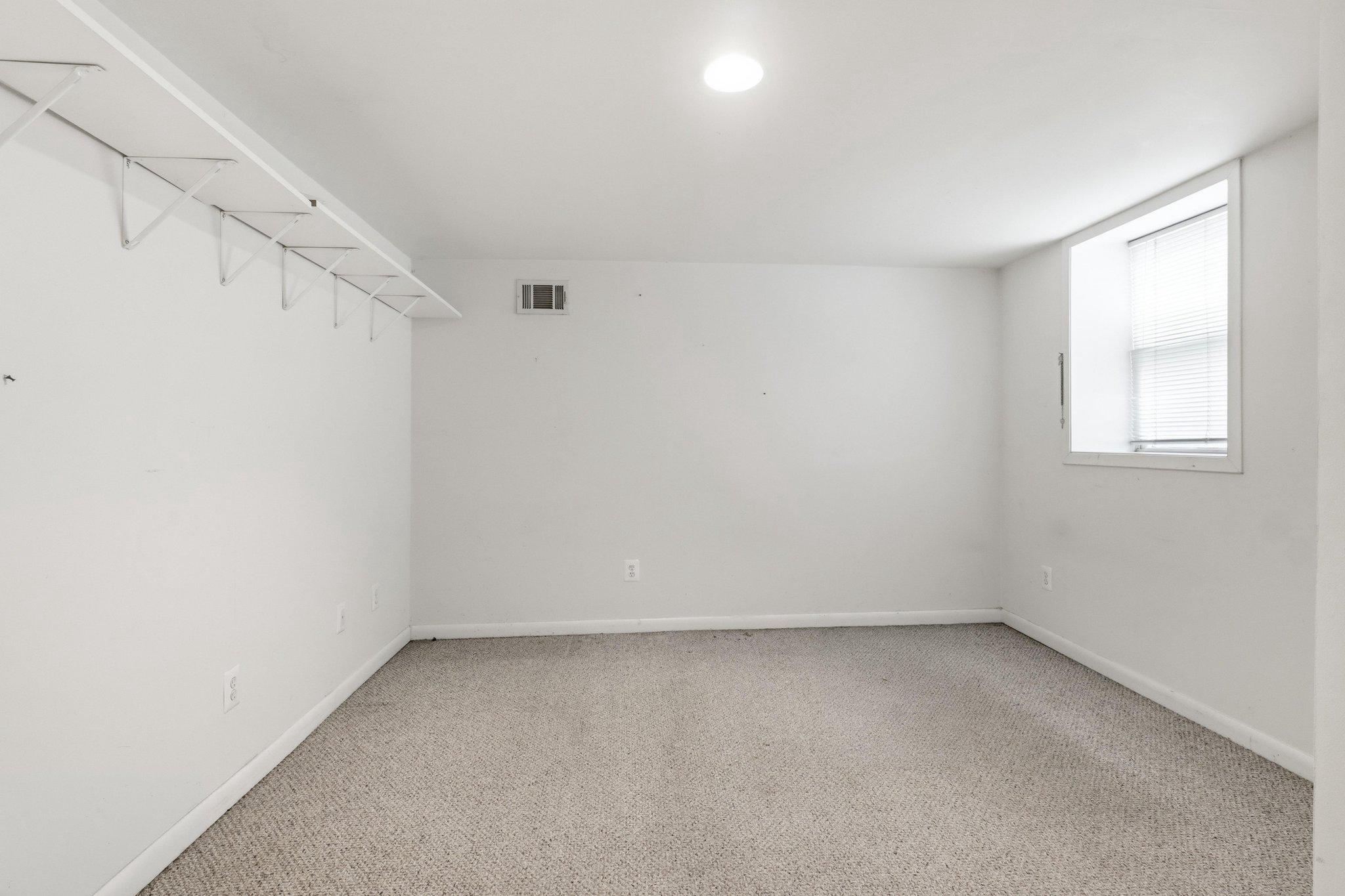 3707 John Marshall Dr Property Photo 31