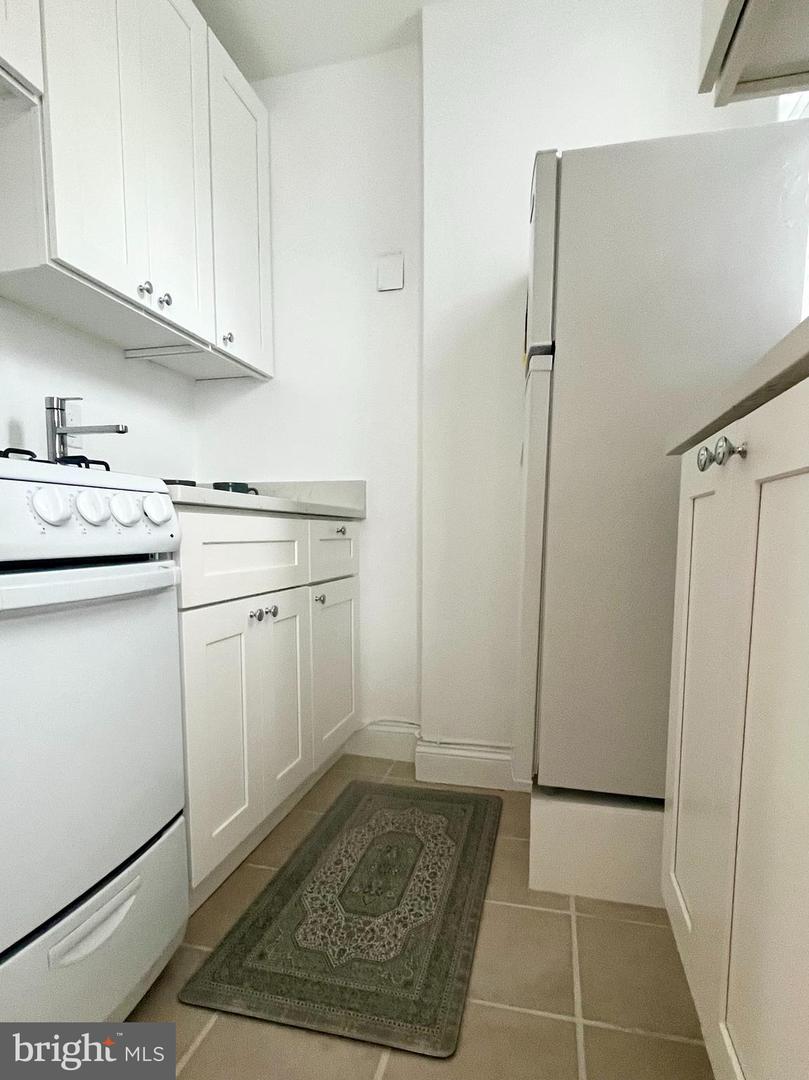 1121 Arlington Blvd #722 Property Photo 11