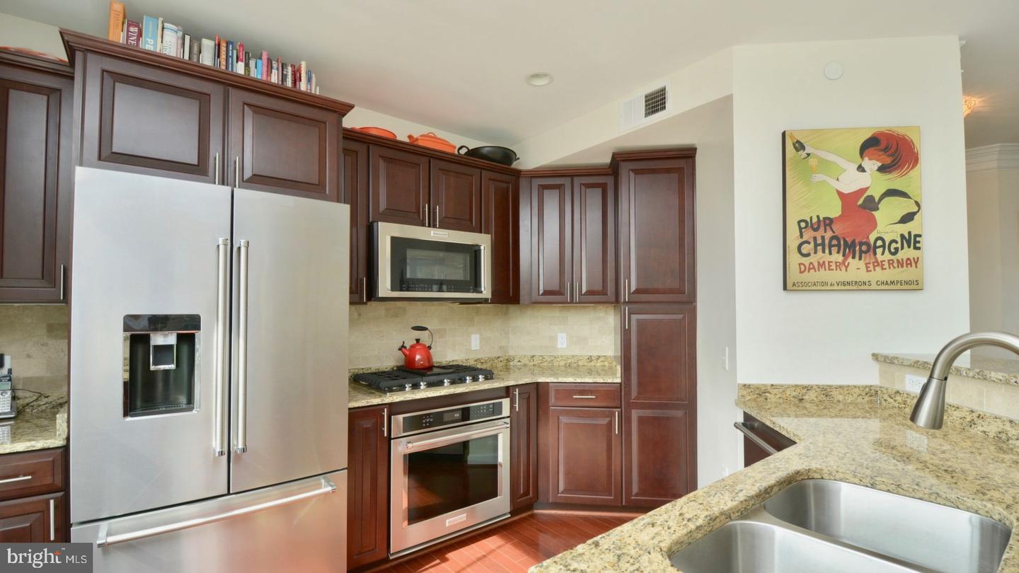 2101 N Monroe St #314 Property Photo 11
