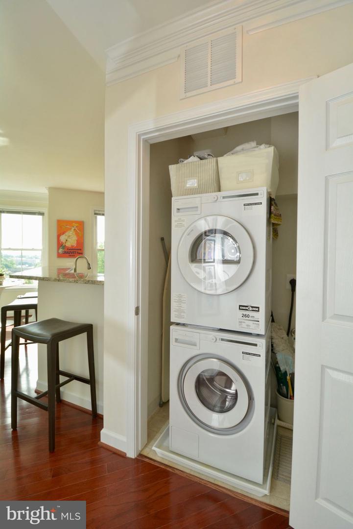 2101 N Monroe St #314 Property Photo 16