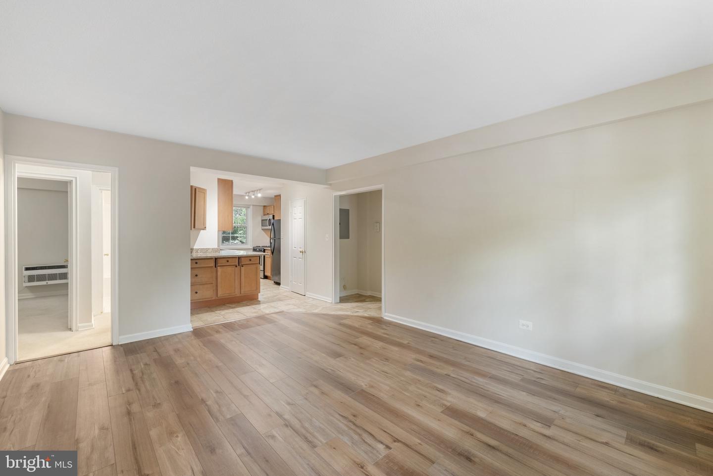 4402 N Pershing Dr #1 Property Photo 6