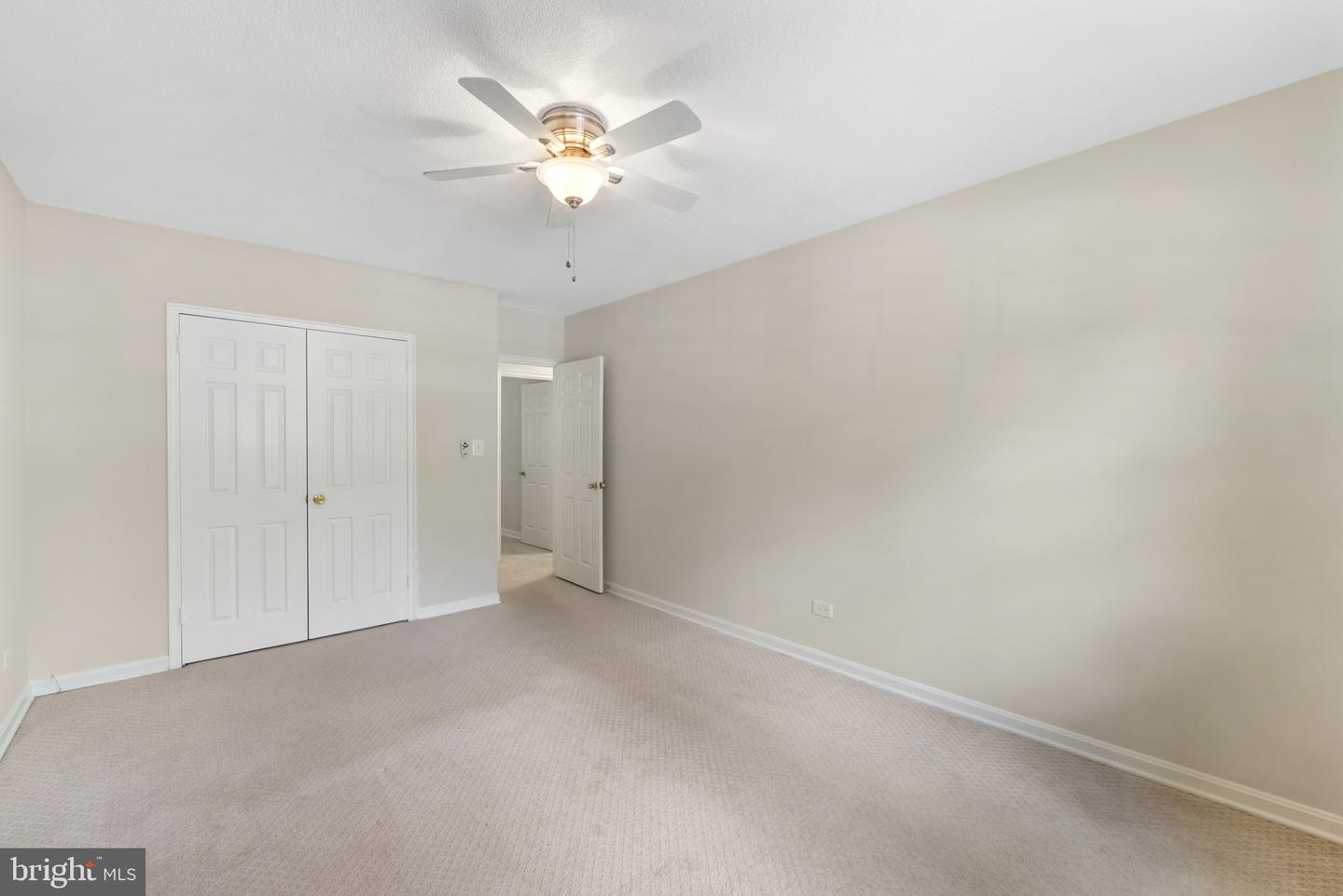 4402 N Pershing Dr #1 Property Photo 12