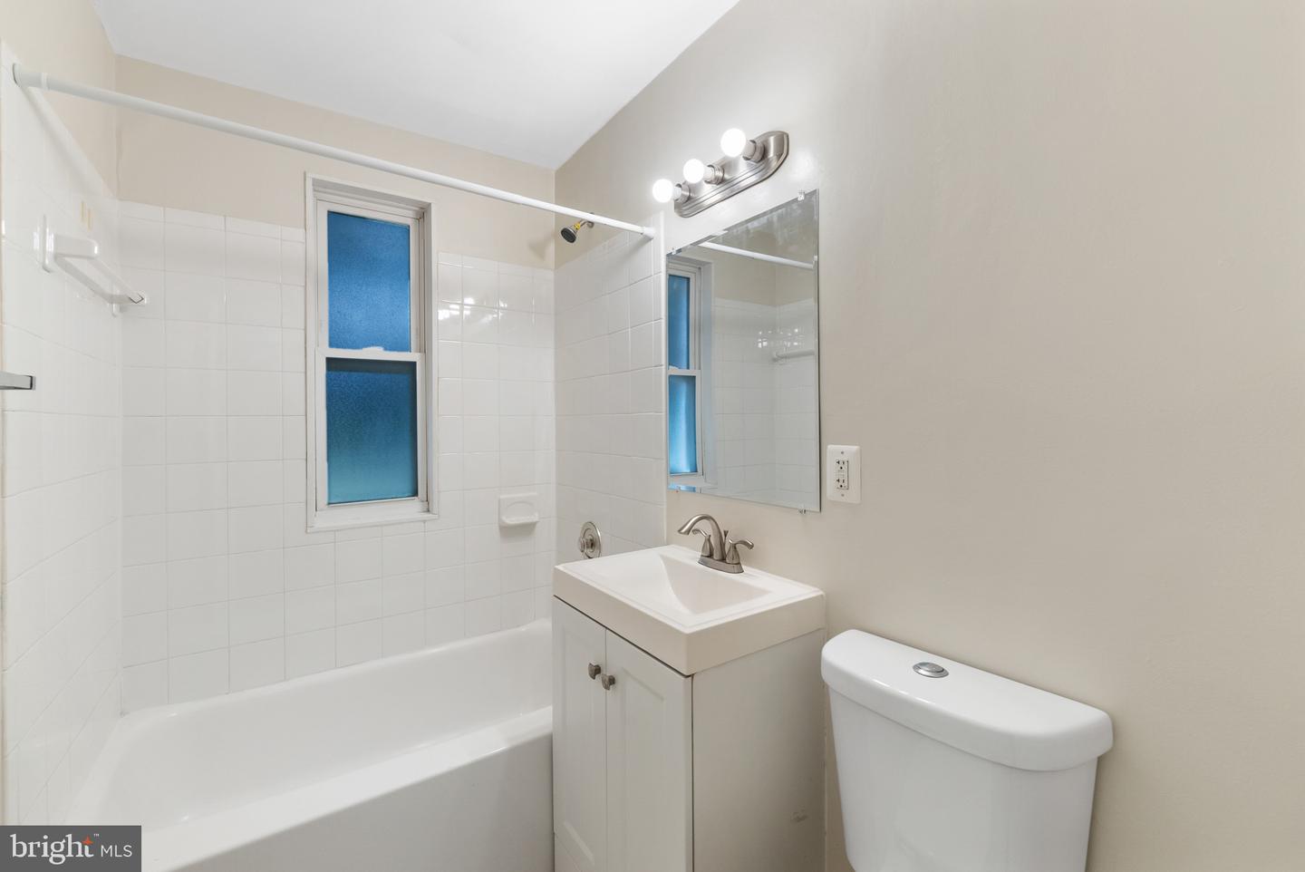 4402 N Pershing Dr #1 Property Photo 18
