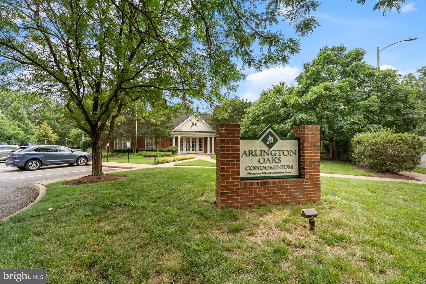 4402 N Pershing Dr #1 Property Photo 19
